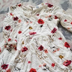 Short floral dresa